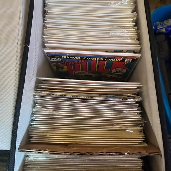 Comic Books Randomized Lots of 166 Comics - Picture 2 of 16